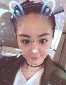 王小蒙图片,从乡村少女到时尚偶像的蜕变之路